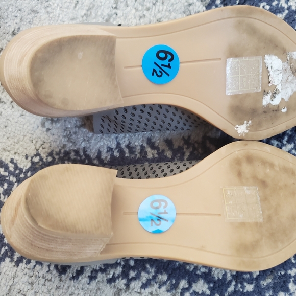 Women's Ankle Booties - Picture 5 of 7